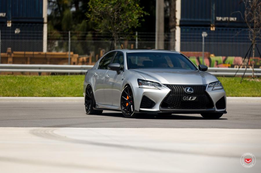  Lexus GS F on Vossen Wheels (VPS-306) 2017 года  (фото 36 из 40)